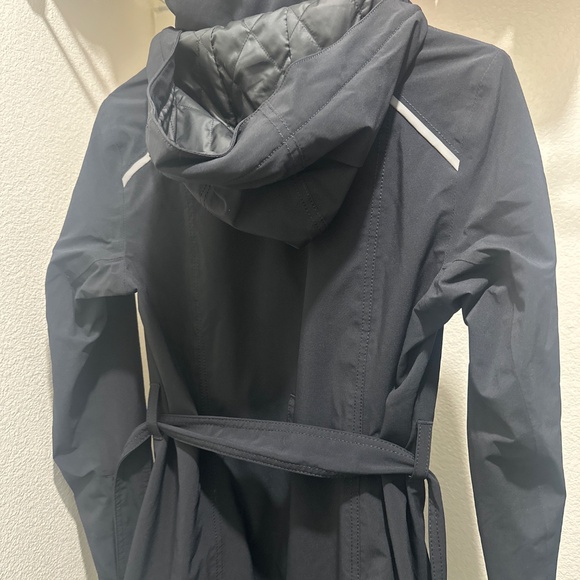 Columbia rain jacket - Picture 5 of 5